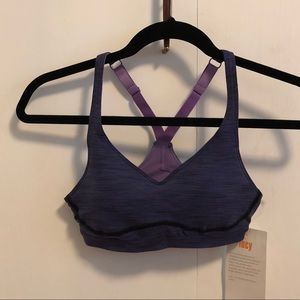NWT Lucy sports bra